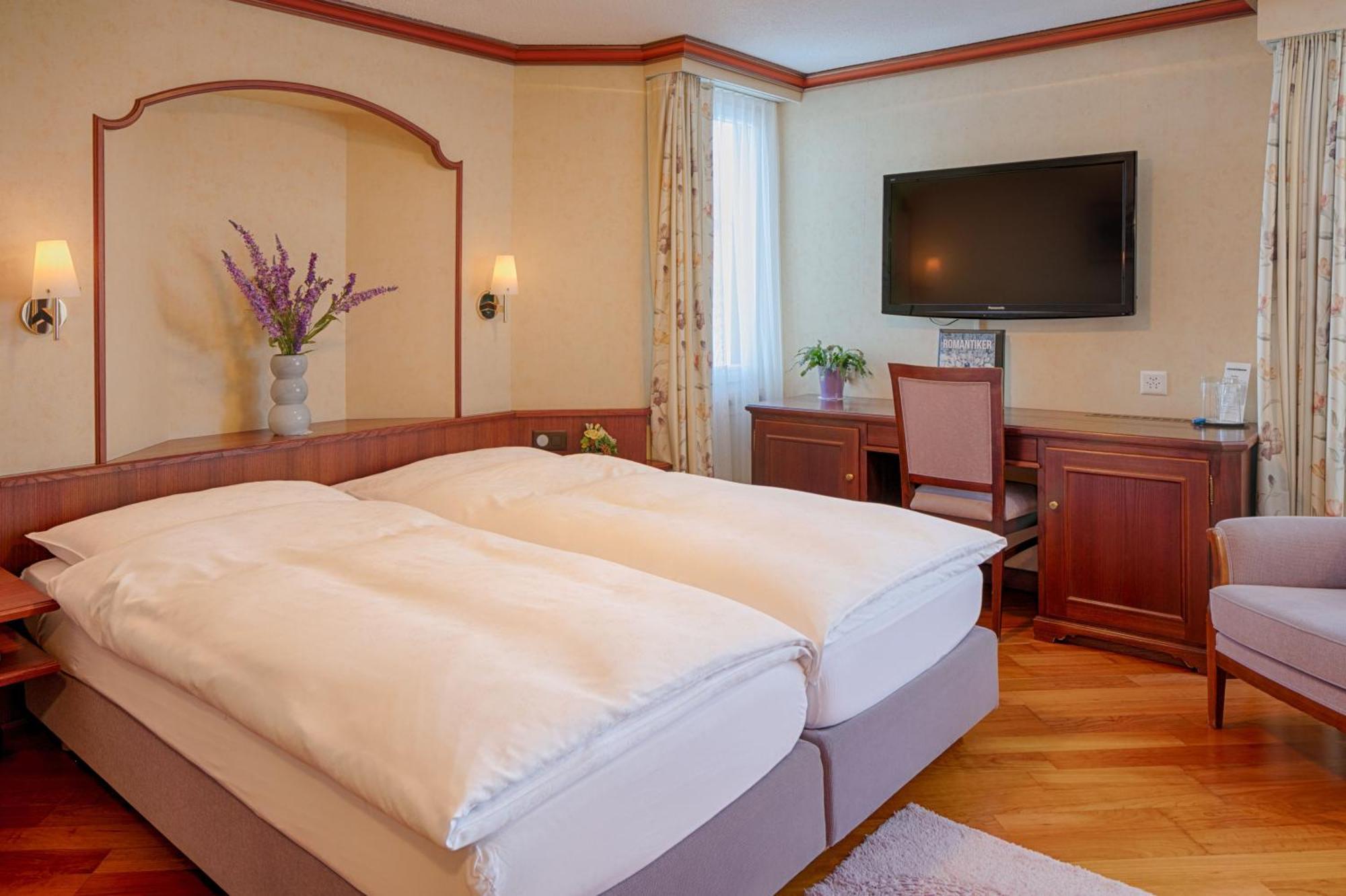 Superior Double Room,1746835264:JPEG